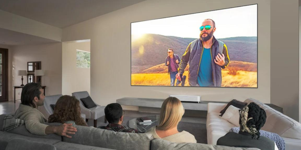 The Pros and Cons of Short-Throw Projectors: A Comprehensive Guide ...